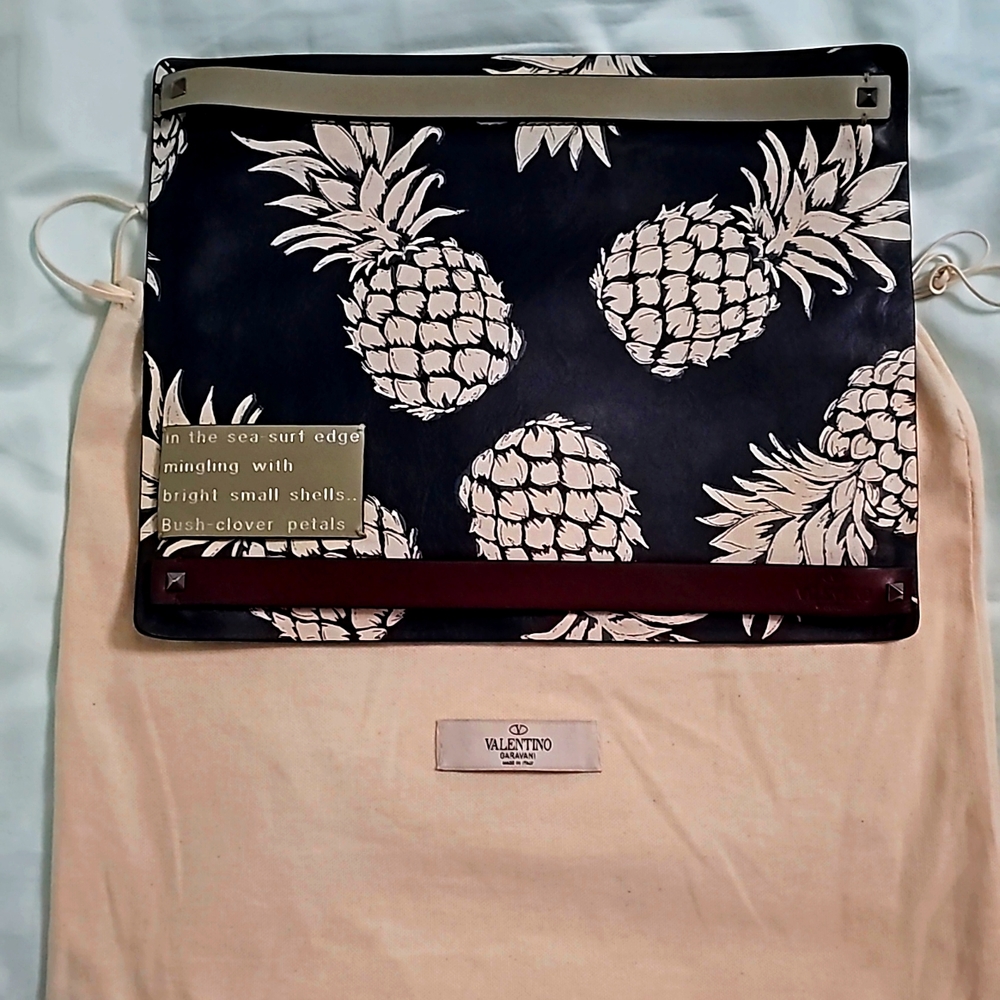 Valentino Rockstud Hawaiin Clutch Leather
